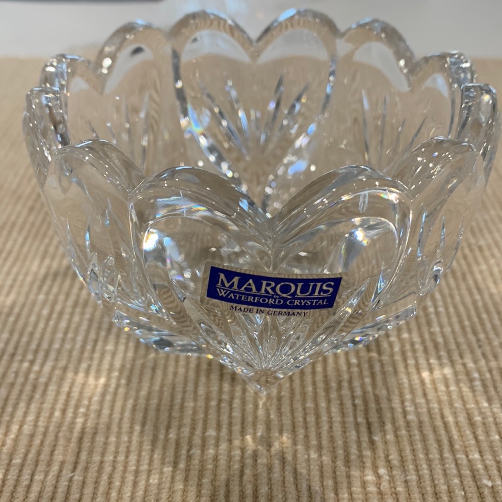 Marquis by Waterford Crystal Romance collection scalloped heart bowl
